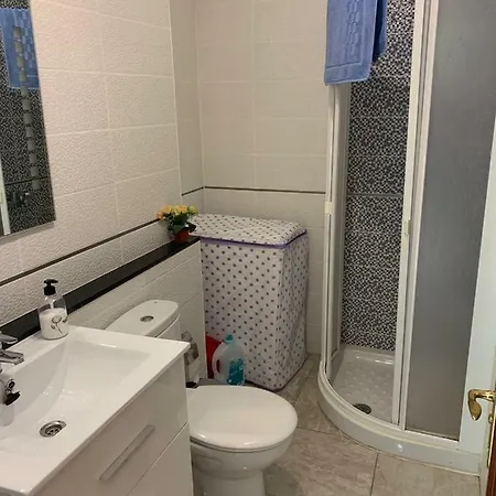 Y6e Very Central Apartment! Lasamericas View! 3* アロナ